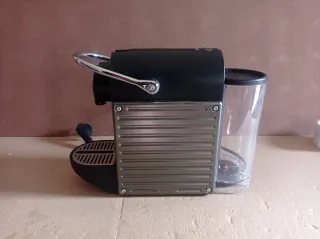 Macchina da caffè Nespresso Essenza Mini DeLonghi