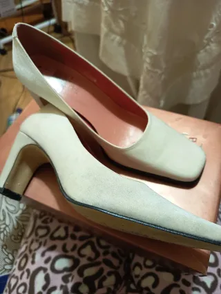 Zapatos de salón blancos mujer