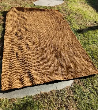 Alfombra de yute tejida a mano 197x135