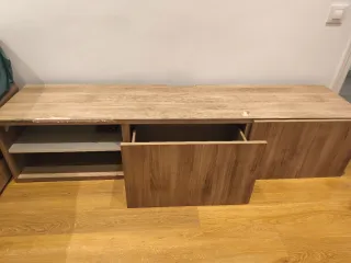 Mueble TV Ikea madera y beige