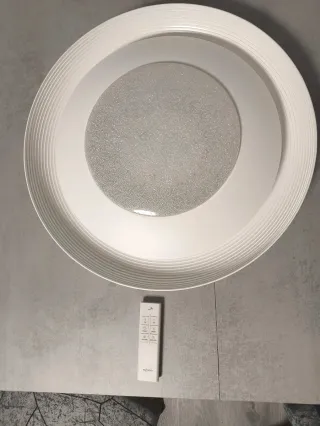 Plafón LED Mantra 3 tonos c/mando