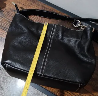 Borsa a spalla in pelle nera