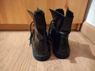 Botas Benetton Talla 39 Negras