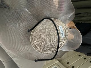 Tocado de fiesta marrón y gris