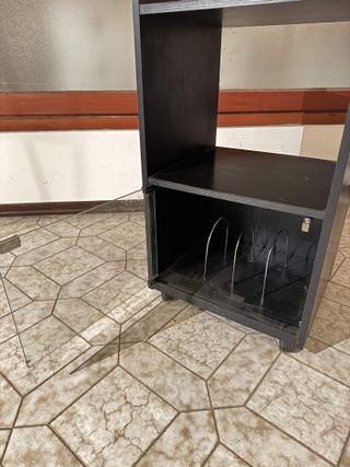 Mobile vetrina per vinili e impianto stereo