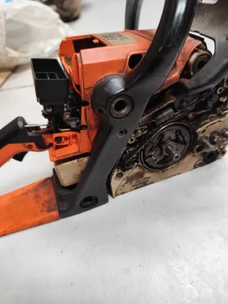 Motosierra Stihl 023 para piezas