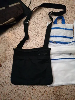 Lotto 11 borse varie Adidas Vidal