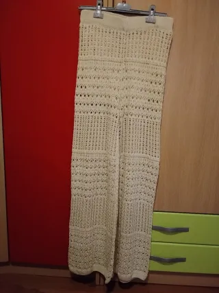 Pantalón crochet Mango Talla M