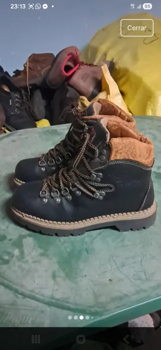 Botas de montaña T40