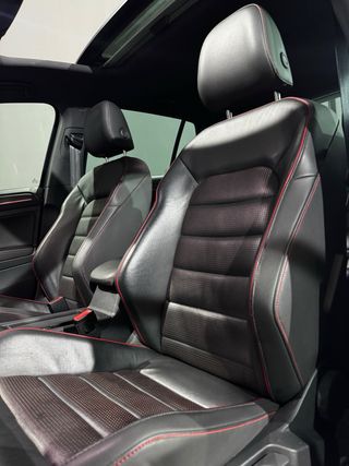 Volkswagen Golf GTI Performance 2.0 TSI 245CV