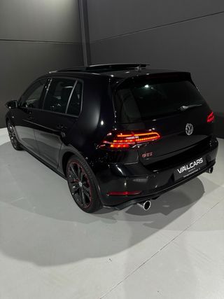 Volkswagen Golf GTI Performance 2.0 TSI 245CV