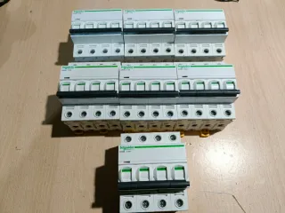 Schneider Electric IC60N C2A Interruptor