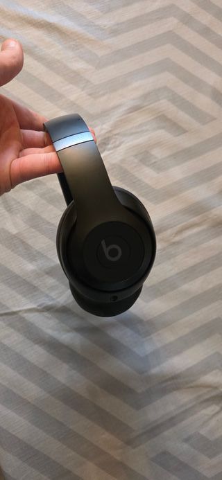 Beats Studio Pro Negros