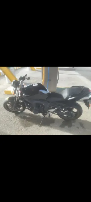 Yamaha Fazer 600