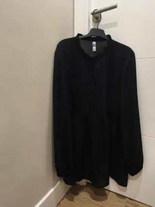 2Pantalones premamá vaqueros y 3camisas/camisetas