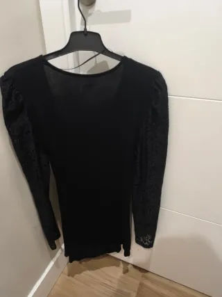 2Pantalones premamá vaqueros y 3camisas/camisetas