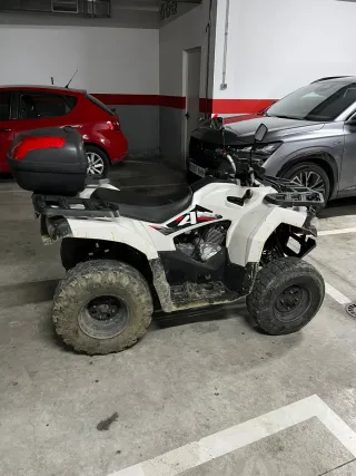 Quad Aeon 200 blanca