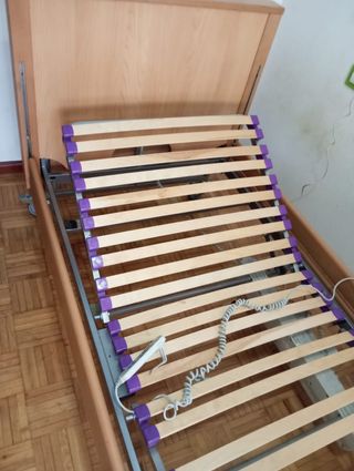 Cama hospital articulada madera