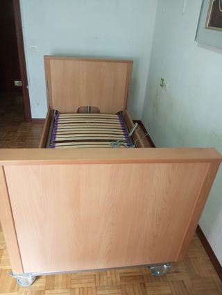 Cama hospital articulada madera