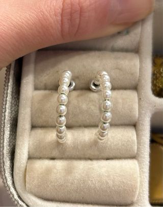 Pendientes aro perlas doradas