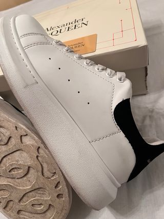 Scarpe Alexander McQueen bianche e nere