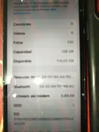 iPhone 11 con Accesorios