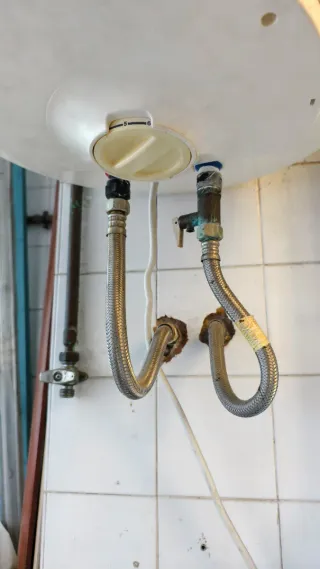 Calentador Eléctrico Junkers Blanco