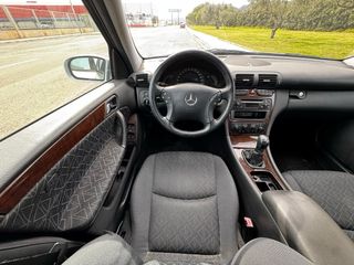 Mercedes-Benz c180 Kompressor  82000kms