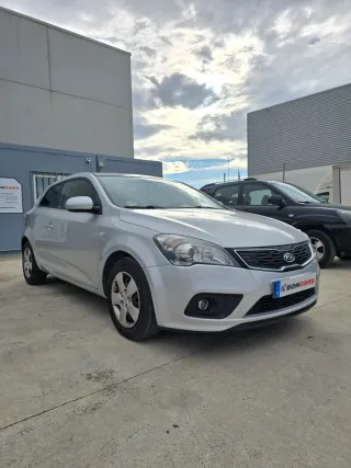 KIA Ceed 2012