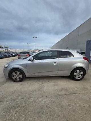 KIA Ceed 2012