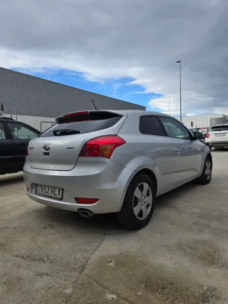 KIA Ceed 2012
