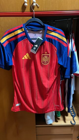 TODO TIPO DE EQUIPACIONES DE FÚTBOL