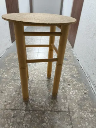 Mesa auxiliar redonda madera