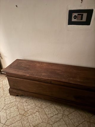 Cassapanca in legno massello