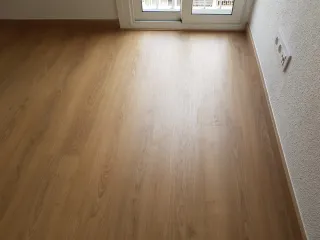 Instalación de tarimas y parquet
