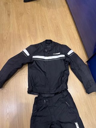 Conjunto Casaco e Calças Moto Course