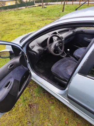 Peugeot 206 2001