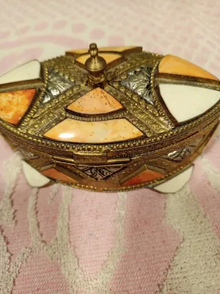 Caja joyero latón antigua forrada