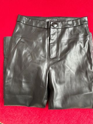 Pantaloni Zara similpelle neri