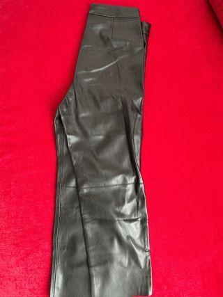 Pantaloni Zara similpelle neri