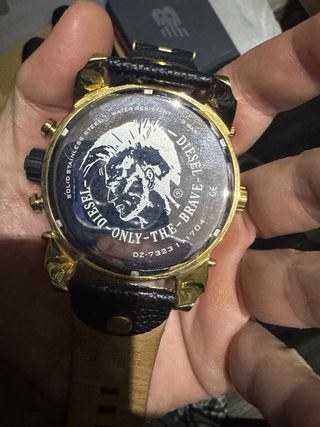 Reloj Diesel XL Negro/Dorado Nuevo