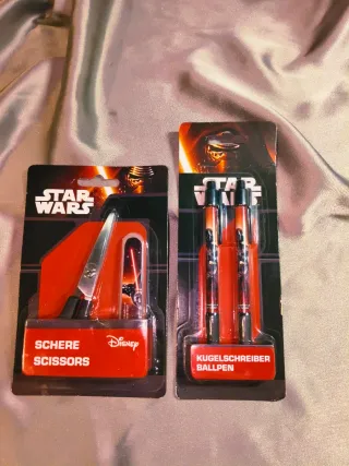 Pack Star Wars: Tijeras y 2 Bolígrafos
