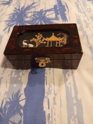 Joyero antiguo madera estilo oriental