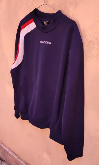 Felpa Diadora blu con inserti rossi e bianchi