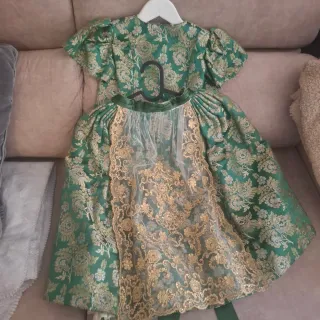 Vestido de fallera niña 3-6 años, con 2 corpiños.