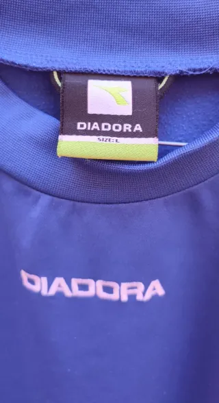 Felpa Diadora Blu con Dettagli Bianchi