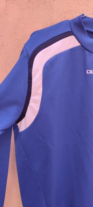 Felpa Diadora Blu con Dettagli Bianchi