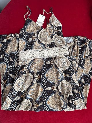 Abito fantasia a spalline