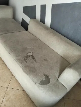 Servicio de limpieza de sofas colchones y tapicerí