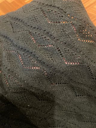 Maglione nero cotone traforato fiocchi